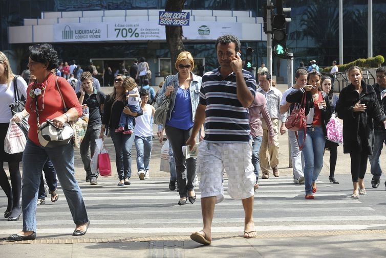 Brasileiros acreditam que inflao ser de 5,3% nos prximos 12 meses