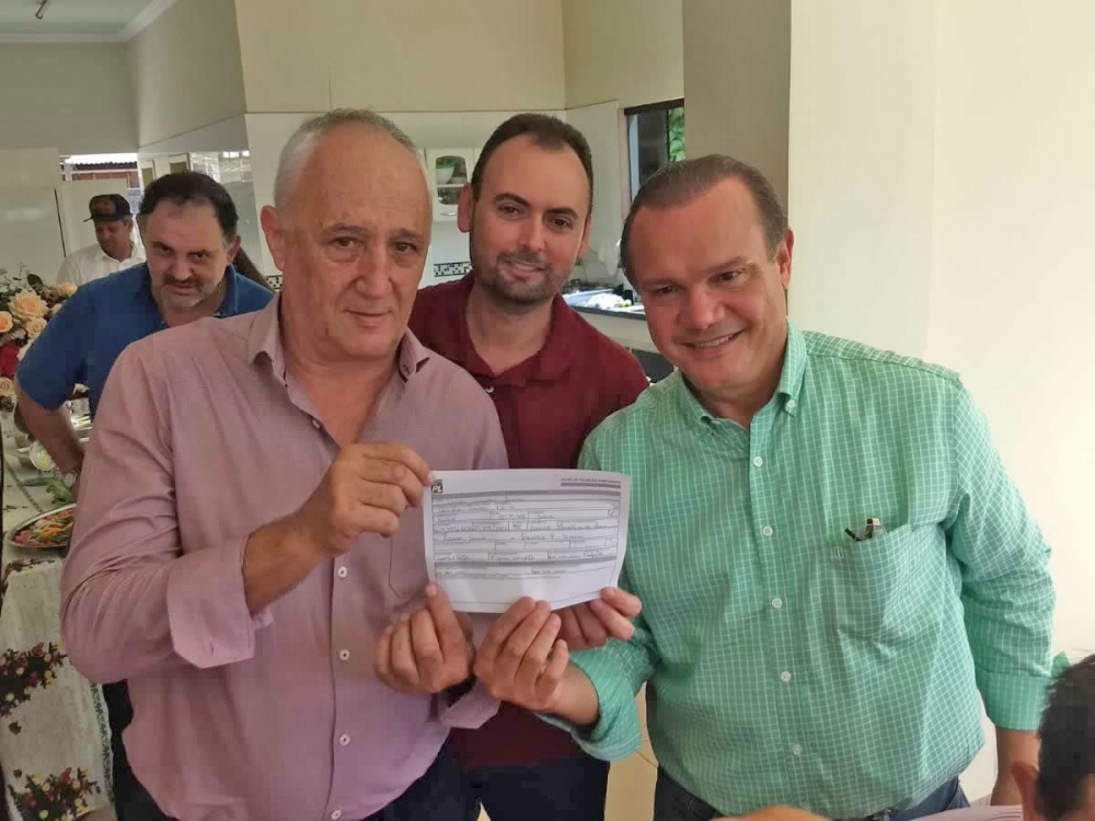 Prefeito Carlos Sirena de Juara filia-se ao PL de Wellington Fagundes.