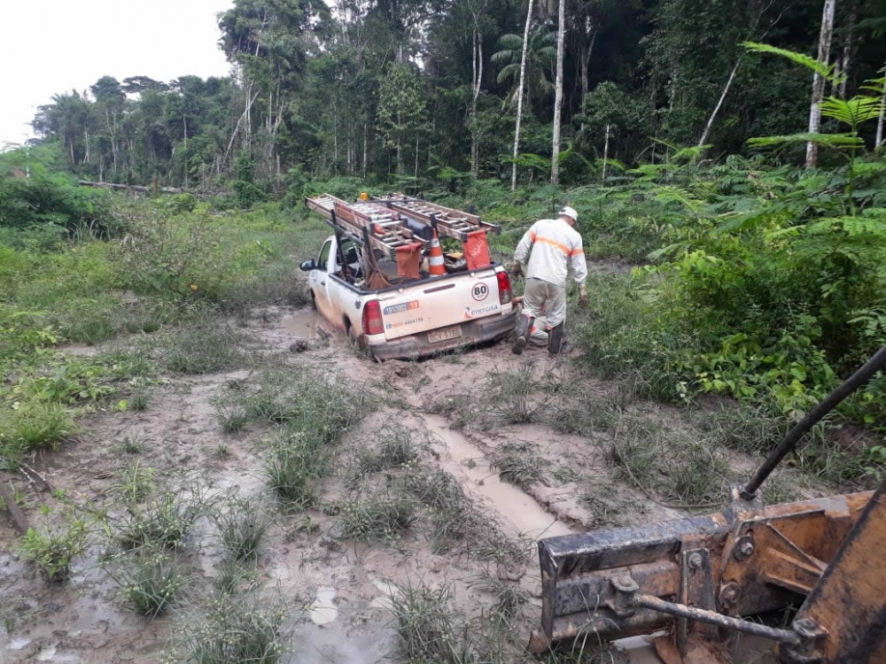 Fortes chuvas levam pontes e interrompem estradas rurais no interior do municpio de Juara.