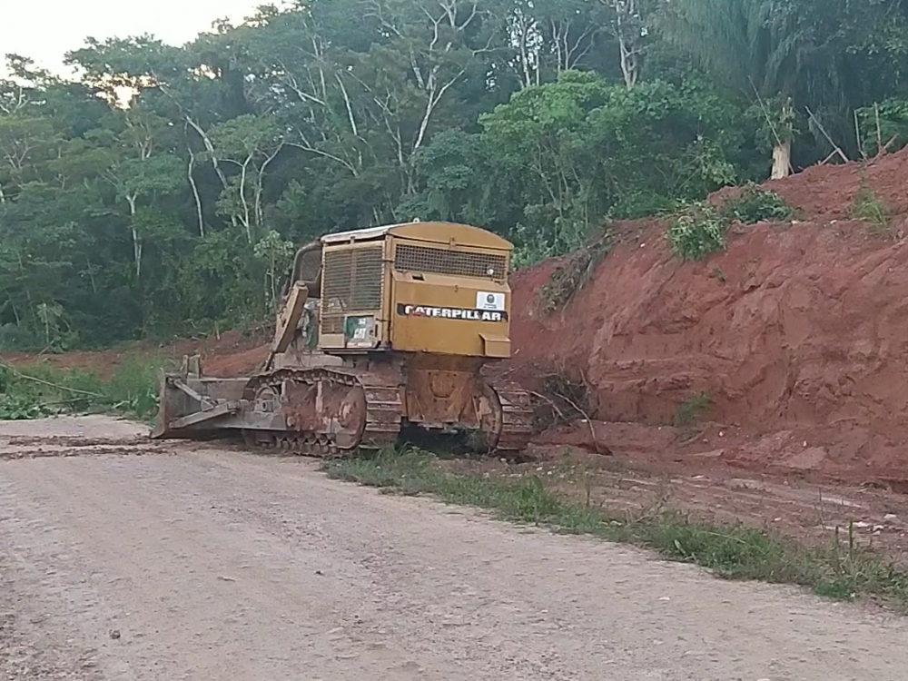 Mquina de esteira em poder da prefeitura de Juara  furtada na estrada de Tabapor.