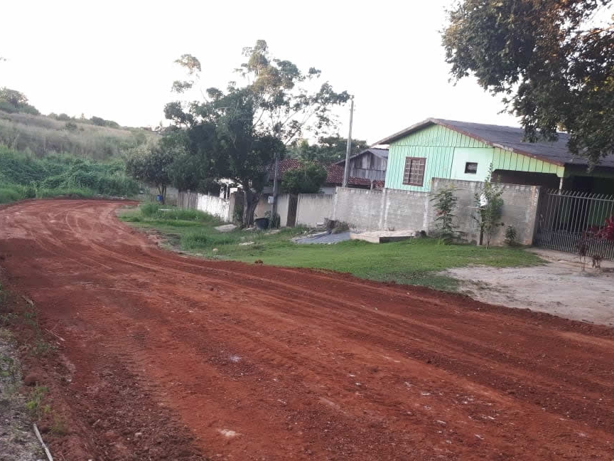 Prefeitura inicia pavimentao asfltica e drenagem pluvial em duas ruas da cidade.