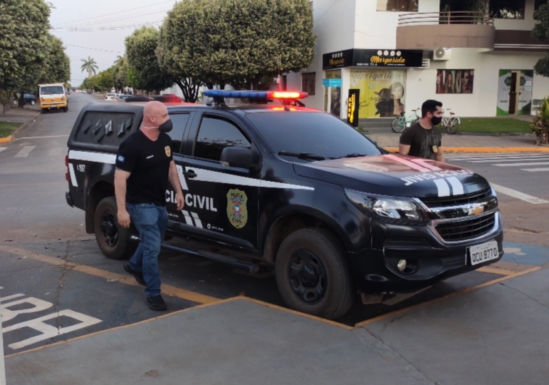  Polcia Civil prende homem que tentava fazer transferncia de R$ 30 milhes desviados de contas bancrias