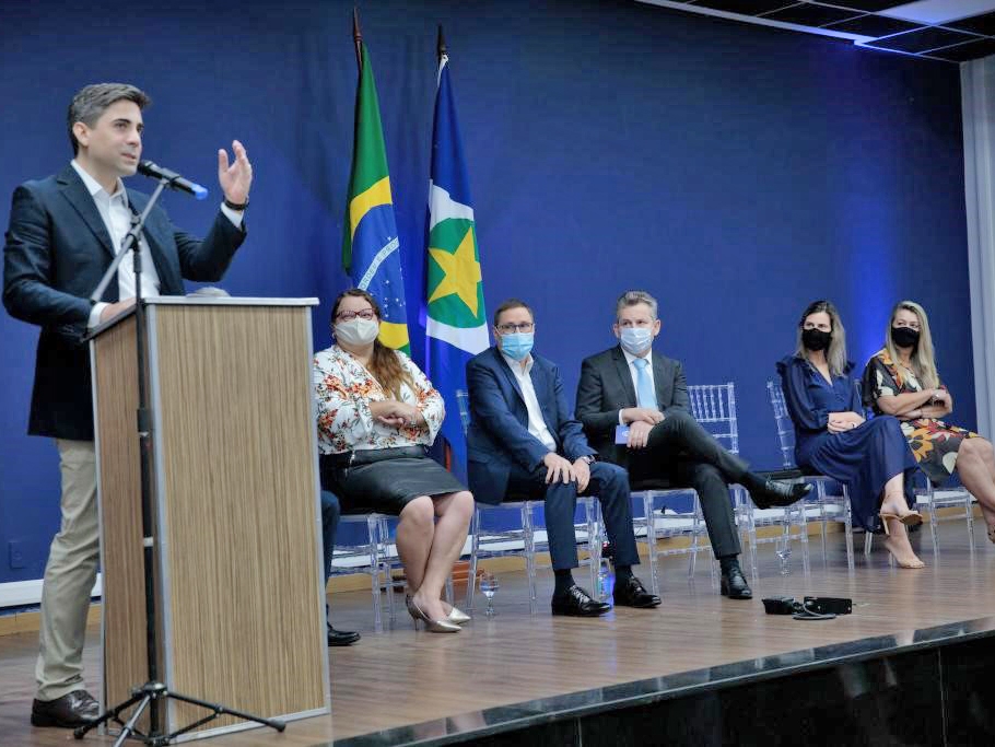 Alan Porto assume Secretaria de Educao com compromisso de modernizar e acelerar as aes da pasta  