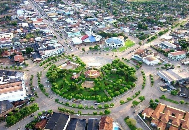 Cmara aprova e prefeito sanciona Lei Complementar que altera o permetro da zona urbana do Municpio de Juara.