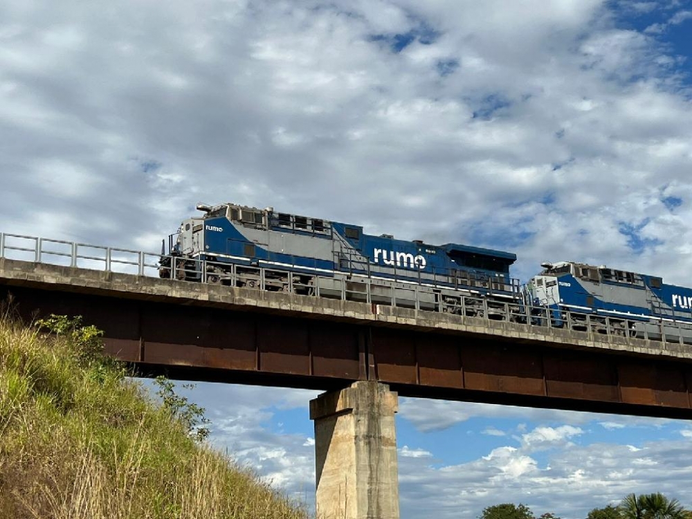 Sema emite licena de instalao para construo de trecho da 1 Ferrovia Estadual de MT em Rondonpolis 