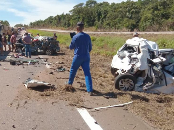 Coliso envolveu 6 veculos na BR 070 em Campo Verde, uma pessoa morreu e vrias ficaram feridas