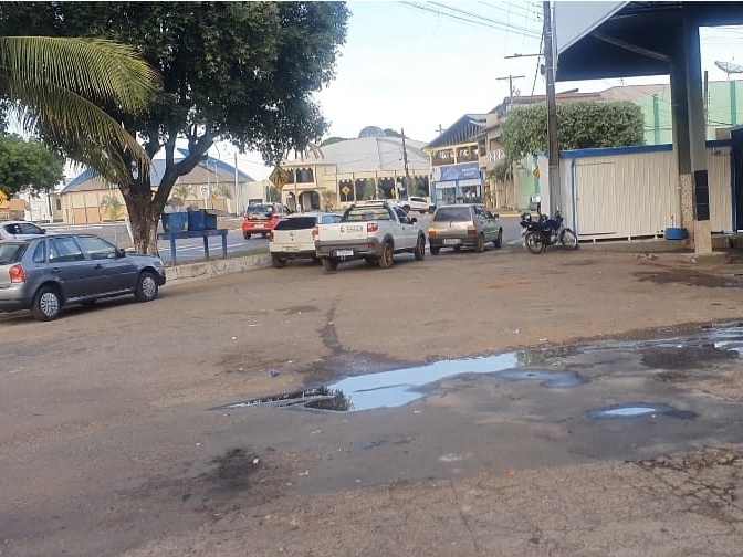 Motoristas causam uma verdadeira balbrdia na Rodoviria de Juara na chegada e sada de nibus.