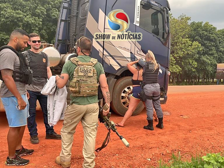 PRF, PF, PJC e PM prendem casal com 500 kg de cocana e apreendem uma carreta que transportava a droga.