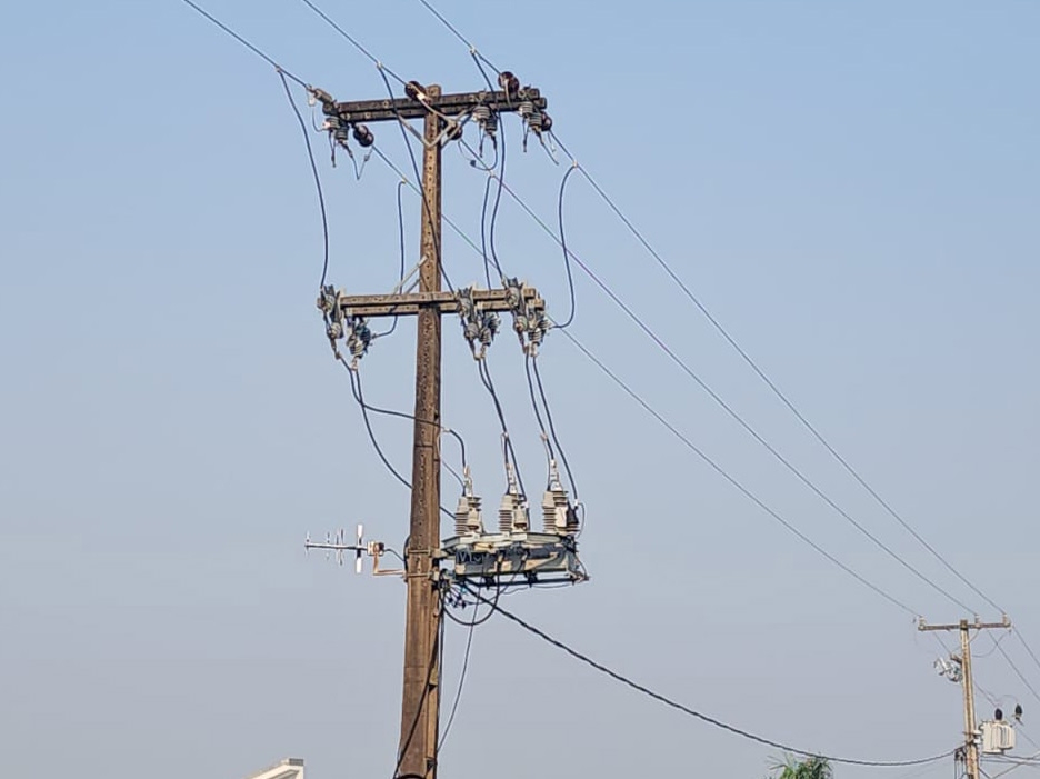 Problemas na rede deixa vrios bairros de Juara sem energia na noite desta quinta-feira, dia 02 de novembro.