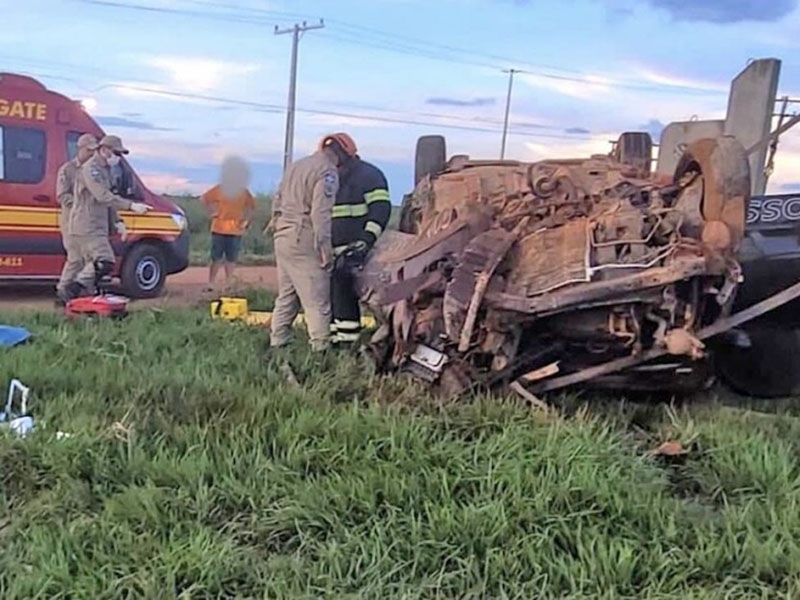 Acidente na MT-222 em Sinop deixa dois mortos e quatro feridos