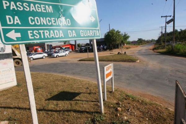 Carro bate em poste e trs morrem na Estrada da Guarita