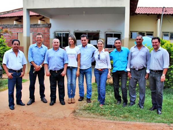 Luciane visita cidades do Araguaia e constata abandono do Governo