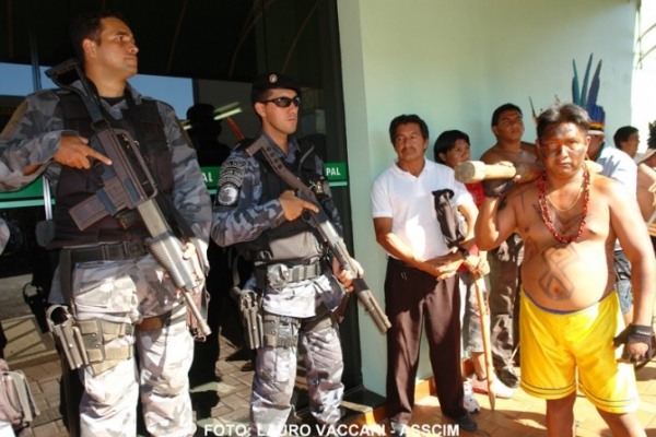 PF e PRF voltam  rea xavante para evitar nova 