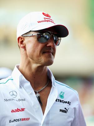 Jornal: Schumacher responde a instrues e se comunica com os olhos