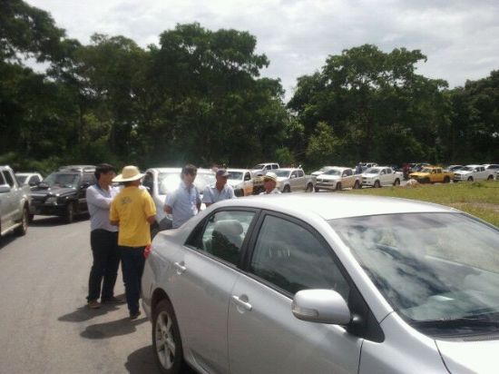 Manifestantes fecham rodovias pela segurana na fronteira entre Mato Grosso e Bolvia