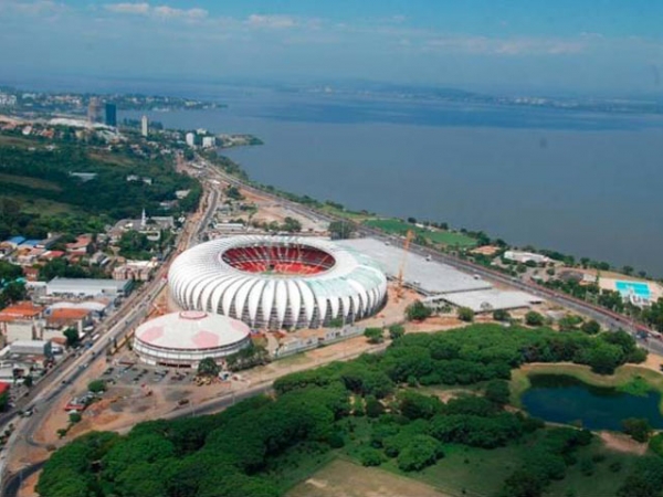 Presidente do Inter revela risco de Beira-Rio ficar fora da Copa: 'E ele no  pequeno'