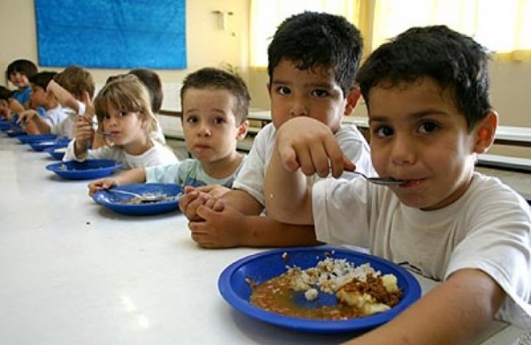 Alimentos proibidos na lancheira das crianas