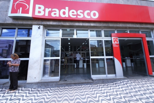 Justia condena Bradesco a indenizar vtima de assalto